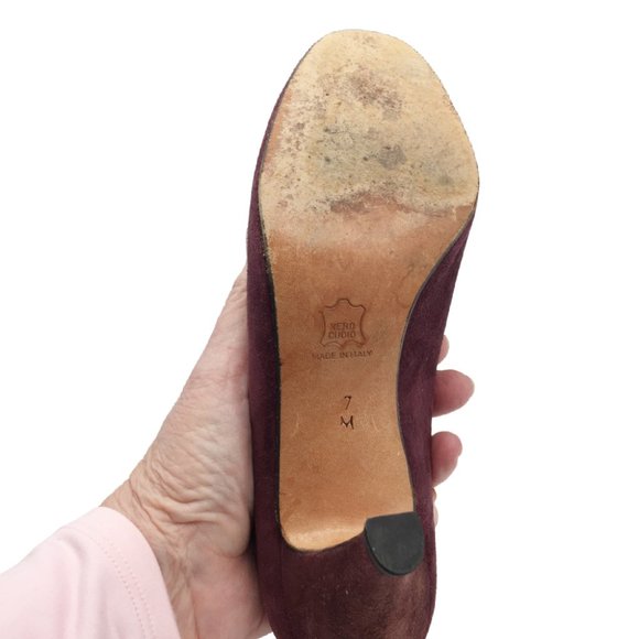 GIVENCHY PARIS Burgundy Suede Peep Toe 3" Pump 7 - Picture 6 of 8